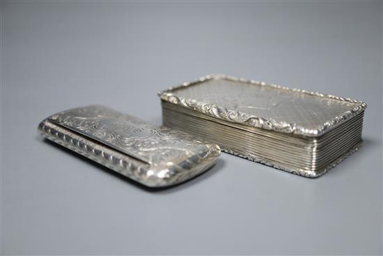 Two Victorian silver snuff boxes, approx 4.8oz